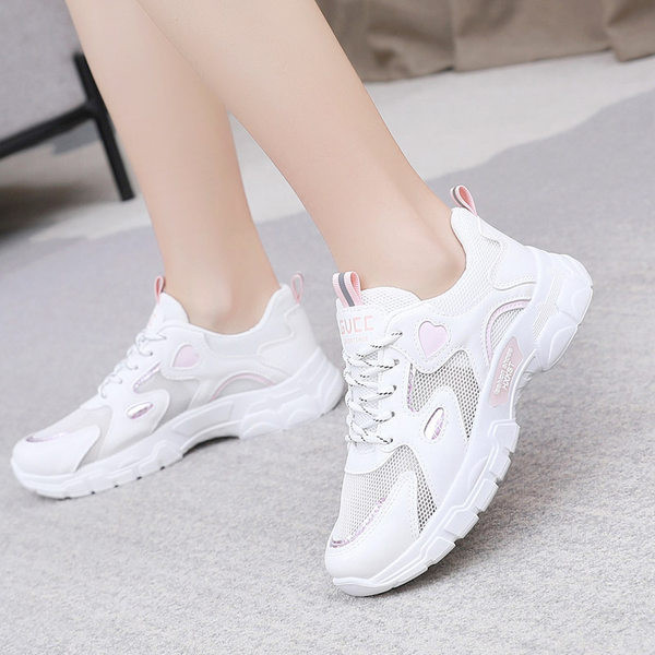 Ikdienas sieviešu kedas - ar raupju zoli un šņorēm