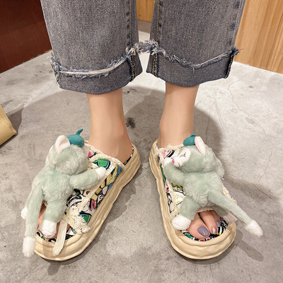 Krāsainas čības ar 3D elementu un plakanu zoli