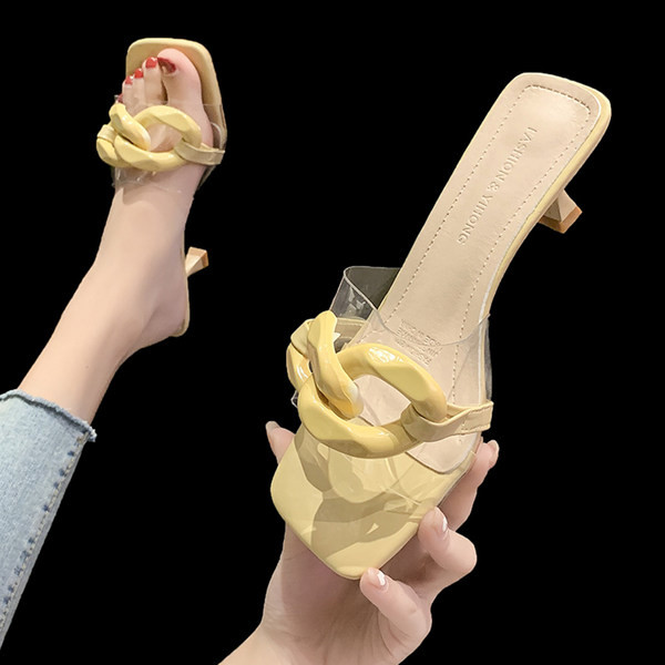 Sieviešu ikdienas čības ar zemu plānu papēdi