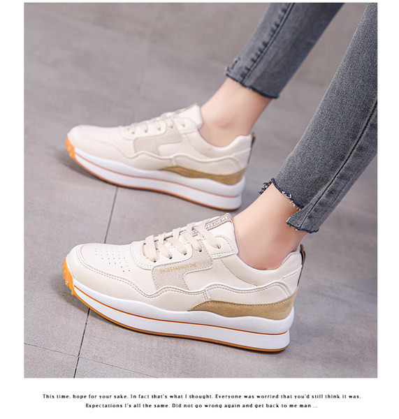 Sieviešu ikdienas kedas divās krāsās ar plakanu zoli