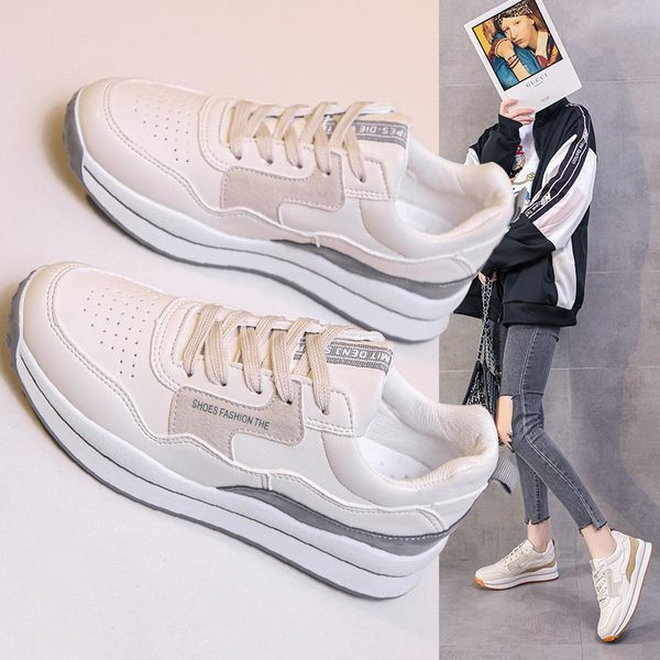 Sieviešu ikdienas kedas divās krāsās ar plakanu zoli