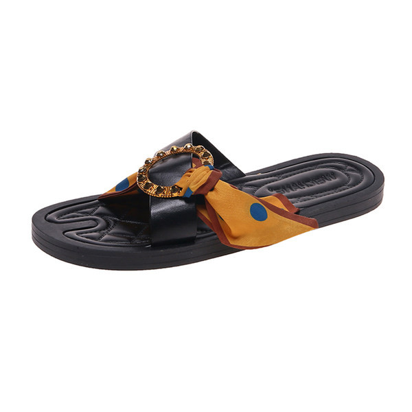 Sieviešu ādas neslīdošās čības