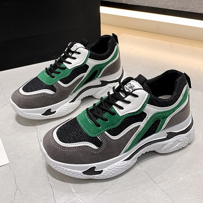 Γυναικεία αθλητικά παπούτσια με κορδόνια σε τρία χρώματα