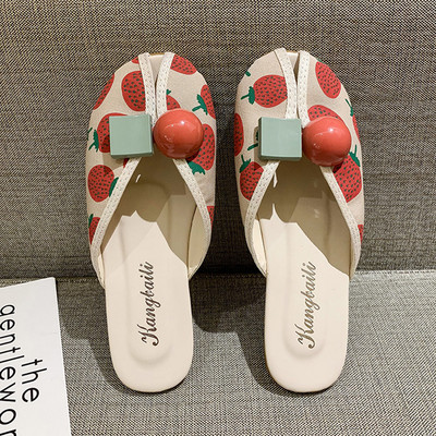 Slēgta modeļa sieviešu tekstila čības ar 3D elementu