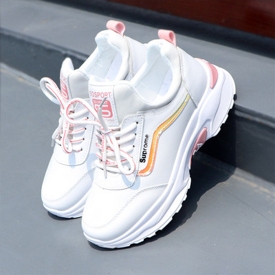 Sieviešu sporta kedas ar raupju zoli - vairāki modeļi