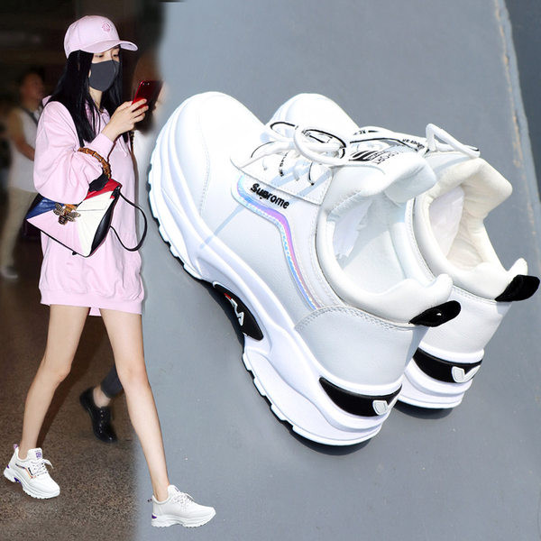 Sieviešu sporta kedas ar raupju zoli - vairāki modeļi