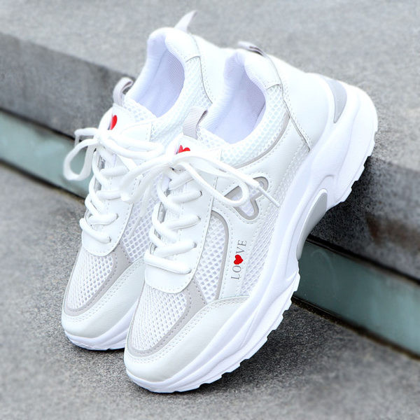 Νέο μοντέλο αθλητικά γυναικεία παπούτσια  από αναπνεύσιμο ύφασμα