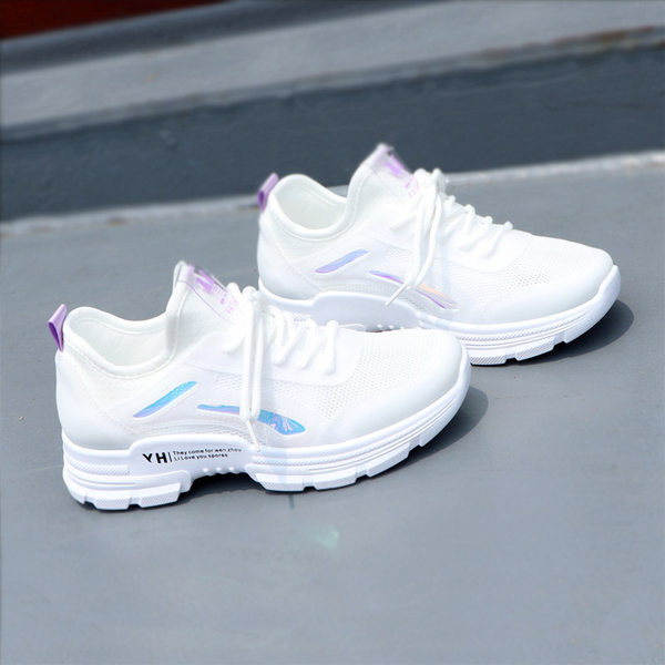 Jauns sieviešu elpojošo kedu modelis ar šņorēm - divi modeļi