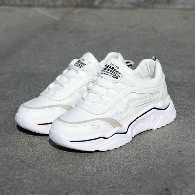 Jauns sieviešu ikdienas kedu modelis ar raupju zoli