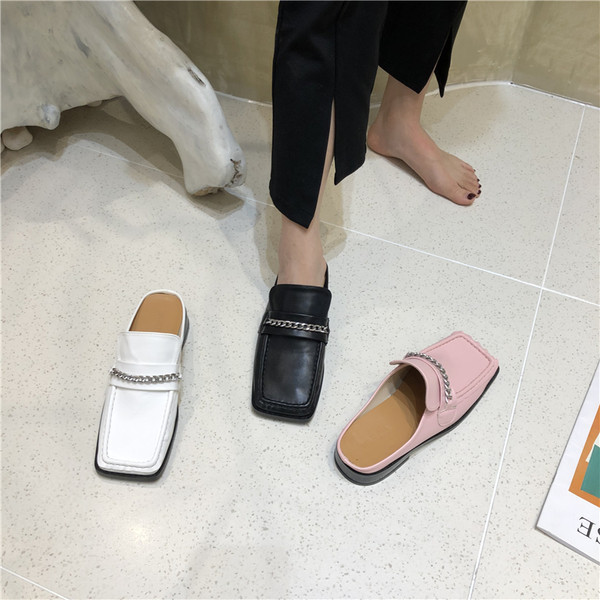 Jauns sieviešu slēgto čību modelis no mākslīgās ādas trīs krāsās