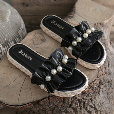 Ikdienas čības no eko ādas ar cirtām un pērlēm