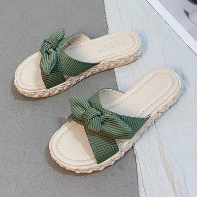 Ikdienas čības ar tekstila lencēm un lenti