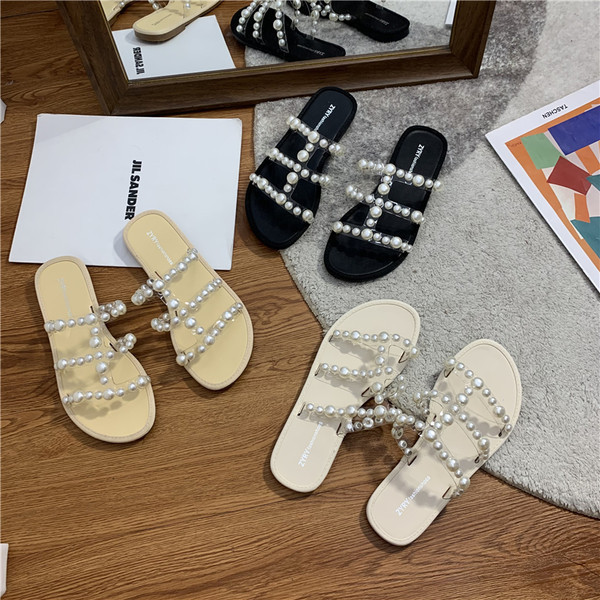 Ikdienas sieviešu čības ar pērlēm un plakanu zoli - trīs krāsas