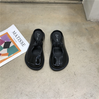 Sieviešu slēgtas čības no mākslīgās ādas