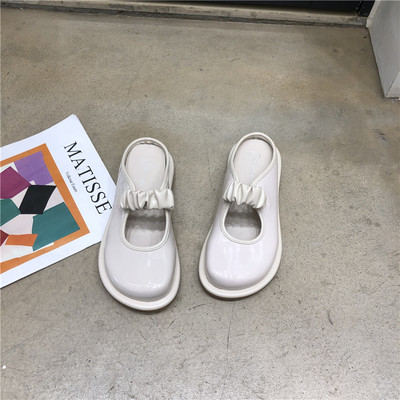 Sieviešu slēgtas čības no mākslīgās ādas