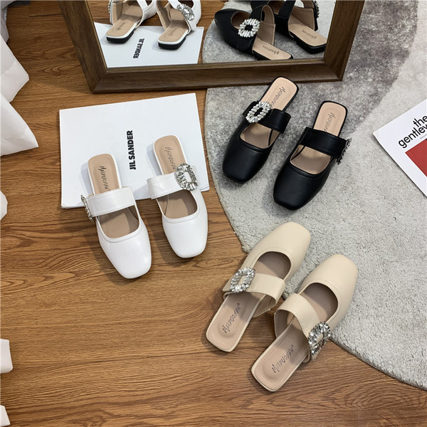 Jauns sieviešu čību modelis ar mākslīgās ādas sprādzi