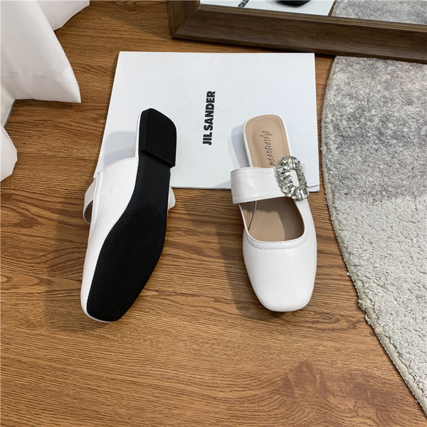 Jauns sieviešu čību modelis ar mākslīgās ādas sprādzi