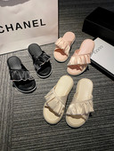 Ikdienas sieviešu čības ar plakanām zolēm un akmeņiem