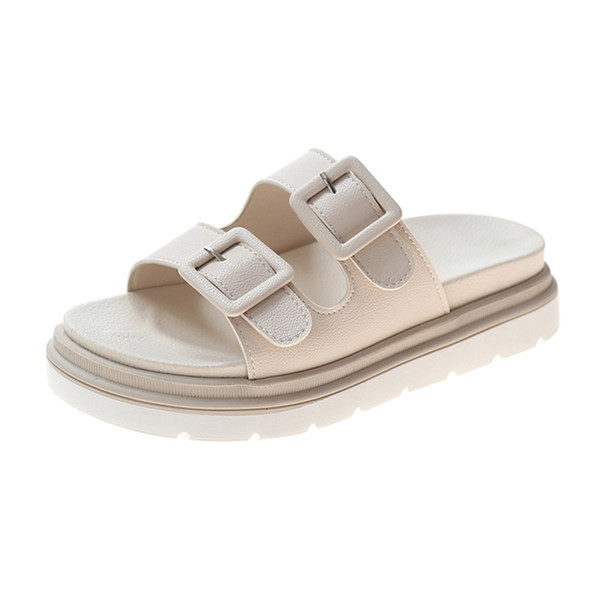 Ikdienas čības ar sprādzēm