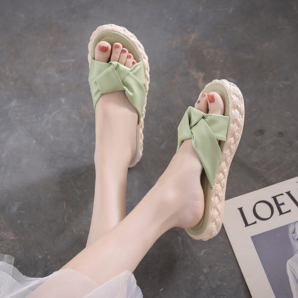 Jauna modeļa vasaras čības ar krusteniskām siksnām no eko ādas