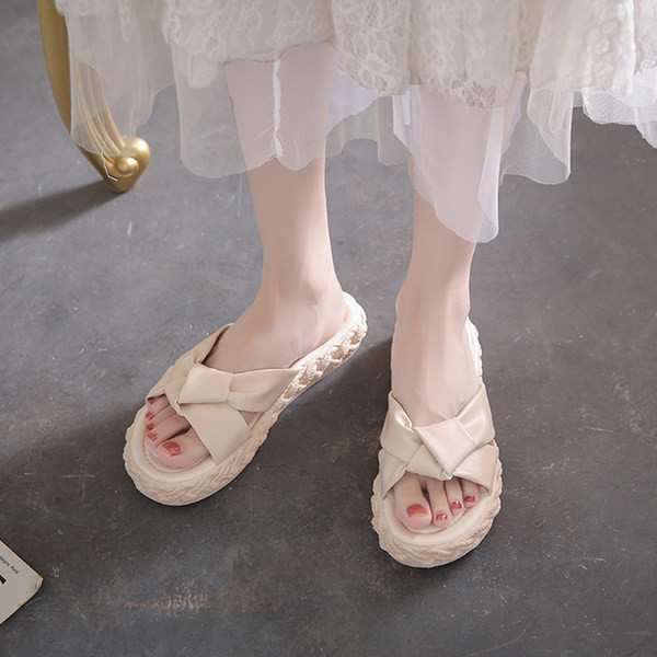 Jauna modeļa vasaras čības ar krusteniskām siksnām no eko ādas