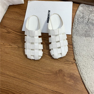 Ikdienas sieviešu čības no mākslīgās ādas trīs krāsās