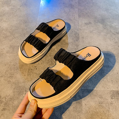 Sieviešu ikdienas čības ar tekstila lencēm