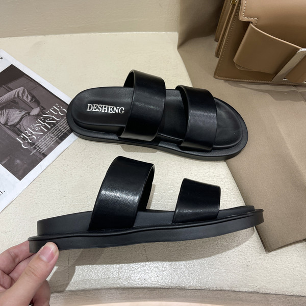 Ikdienas sieviešu neslīdošās čības ar plakanām zolēm