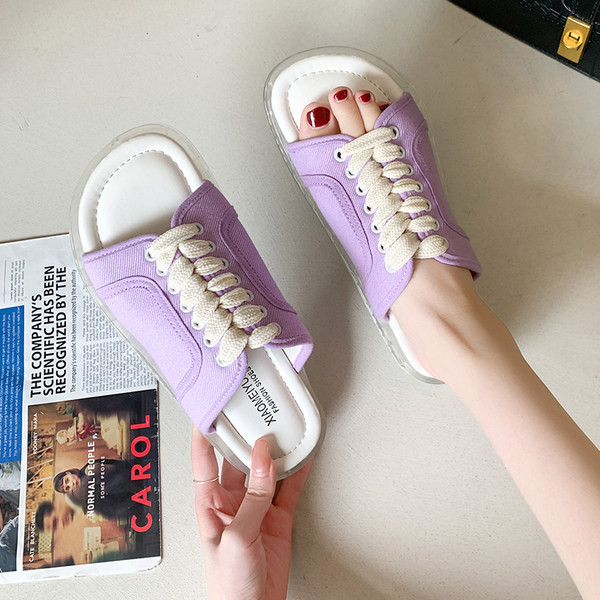 Sieviešu mākslīgās ādas čības ar šņorēm