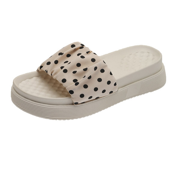 Ikdienas sieviešu čības ar punktiem - ar plakanu zoli