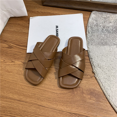 Jauns sieviešu čību modelis no mākslīgās ādas ar plakanu zoli - vairākas krāsas