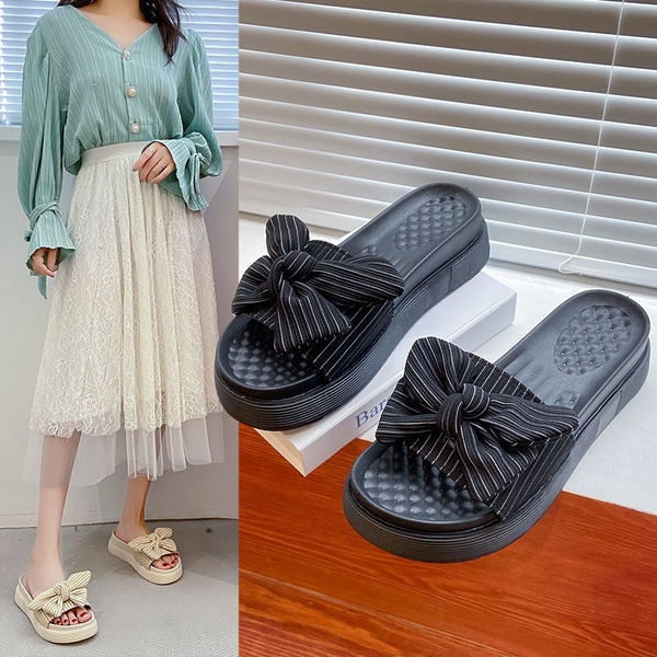 Sieviešu neslīdošās čības ar lentīti