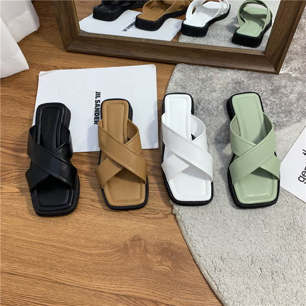 Jauns sieviešu čību modelis no eko ādas ar plakanu zoli - vairākas krāsas