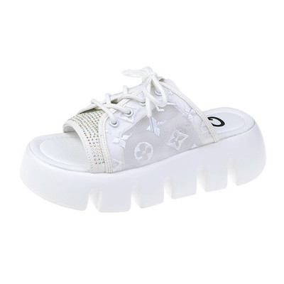 Sieviešu čības ar šņorēm un zoli 4,5 cm