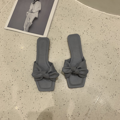 Modernas sieviešu čības no eko ādas ar lentīti trīs krāsās