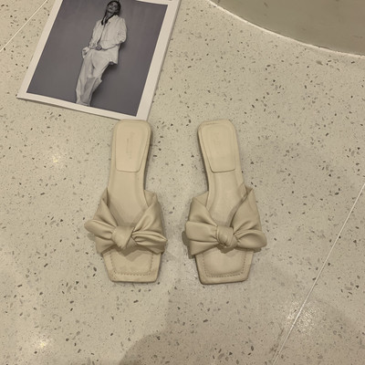 Modernas sieviešu čības no eko ādas ar lentīti trīs krāsās