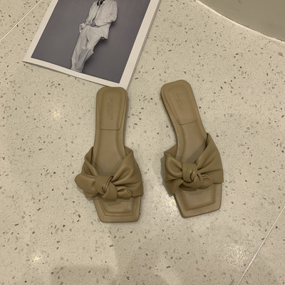 Modernas sieviešu čības no eko ādas ar lentīti trīs krāsās