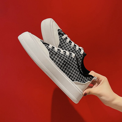 Νέο μοντέλο γυναικεία αθλητικά παπούτσια σε τρία χρώματα