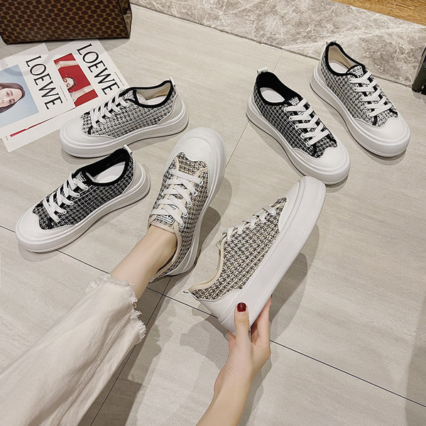 Νέο μοντέλο γυναικεία αθλητικά παπούτσια σε τρία χρώματα