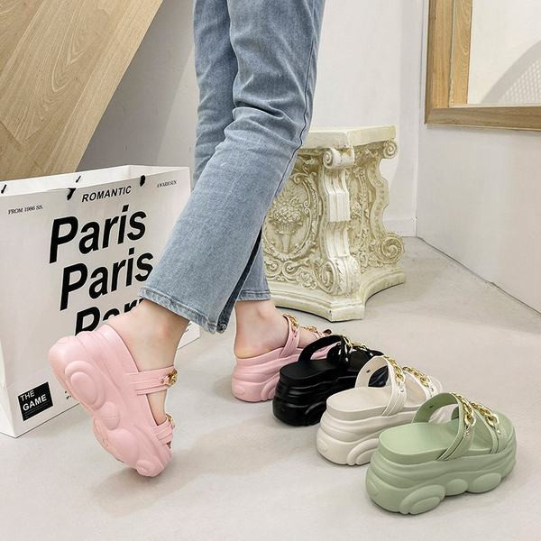 Modernas sieviešu čības ar metāla apdari - vairākās krāsās