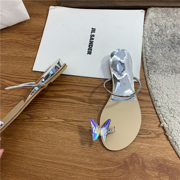 Jauns vasaras sieviešu čību modelis ar plakanu zoli