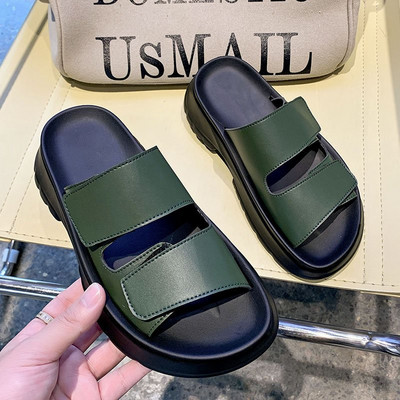 Modernas sieviešu čības ar velcro