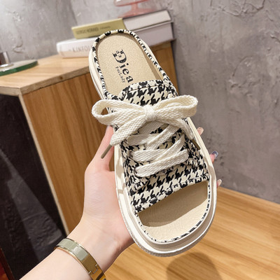 Ikdienas tekstila čības ar mežģīnēm