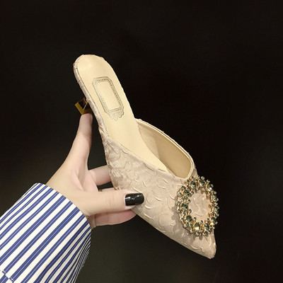 Elegantas tekstila čības ar metāla apdari