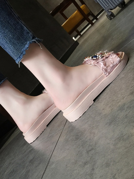 Ikdienas sieviešu čības ar sprādzi un krāsainiem akmeņiem