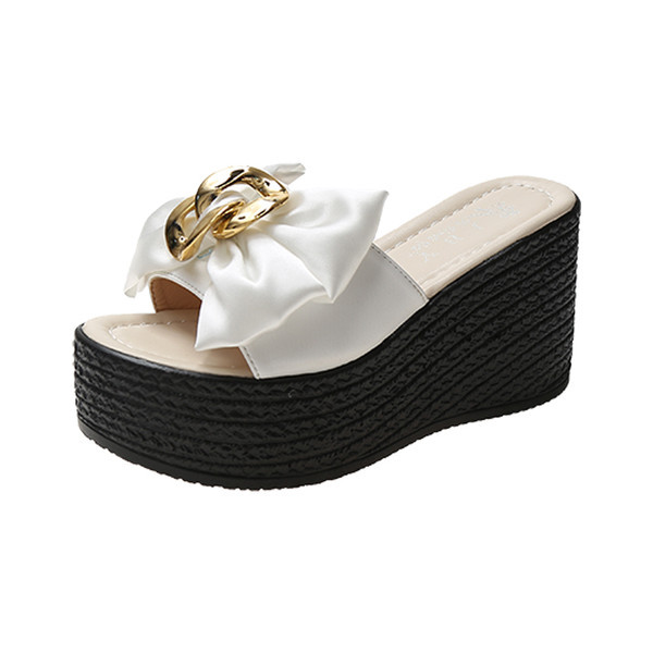 Modernas sieviešu čības ar platformu un lenti - divās krāsās