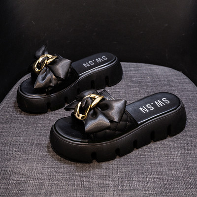 Sieviešu čības ar 5 cm zoli un lentes apdari