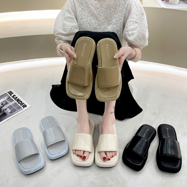 Jauns sieviešu čību modelis no mākslīgās ādas ar plakanu zoli četrās krāsās