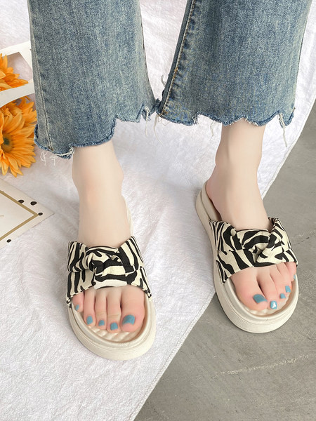 Дамски чехли с равна подметка и каишка от текстил