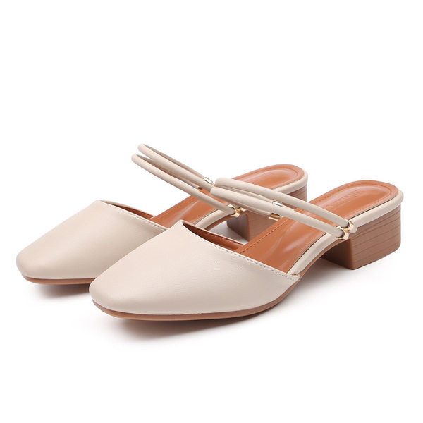 Modernas sieviešu čības ar kvadrātveida 3,5 cm papēdi melnā un bēšā krāsā